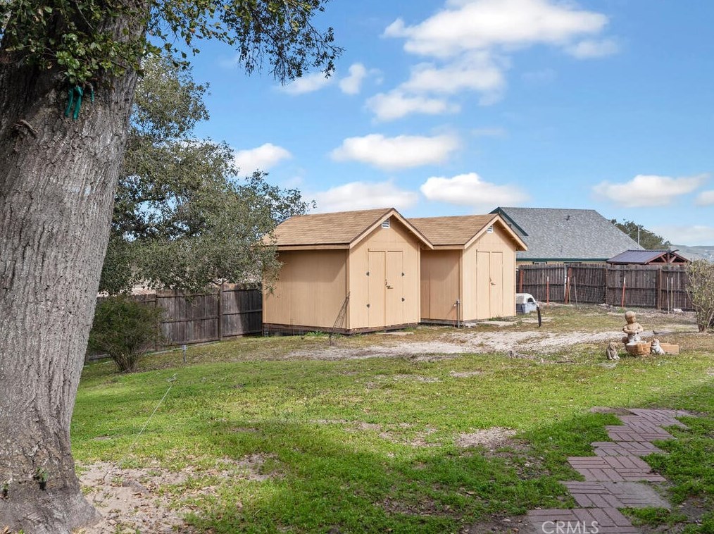 3995 Amargon Rd, Atascadero CA  93422-2627 exterior