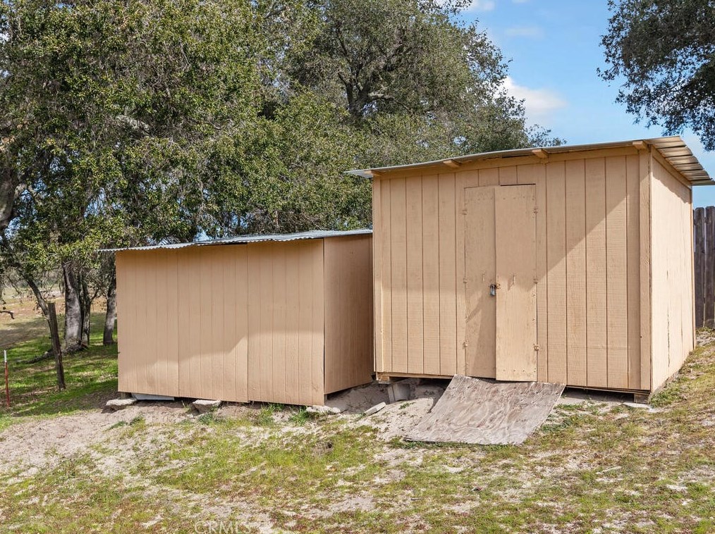 3995 Amargon Rd, Atascadero CA  93422-2627 exterior