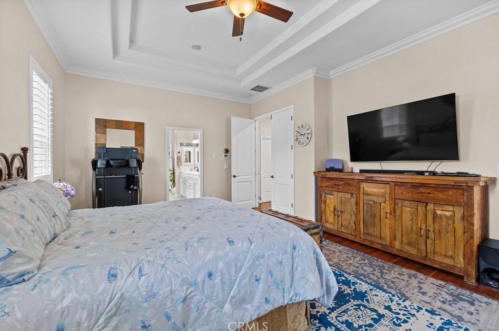 10504 Chesterfield Ct, Bakersfield CA 93311-3722 exterior