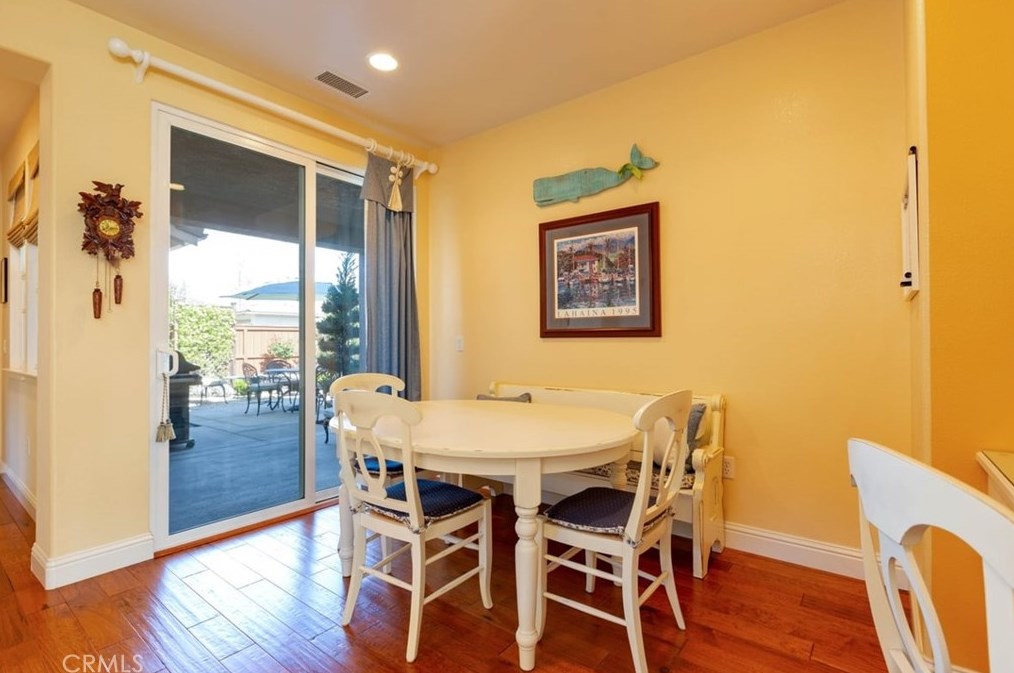 2548 Alameda Dr, Lake Nacimiento, CA 93446