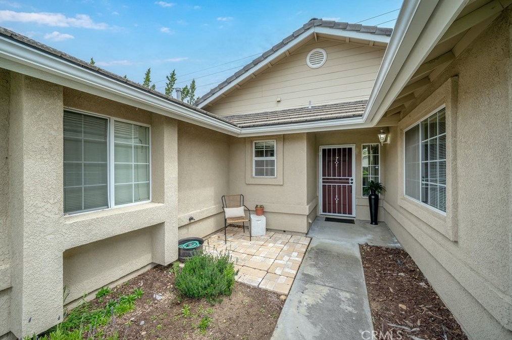 1804 Willowbank Ln, Lake Nacimiento, CA 93446