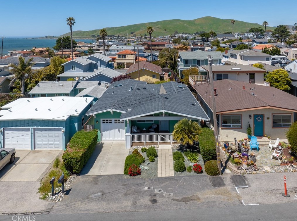31 7th St, Cayucos, CA 93430