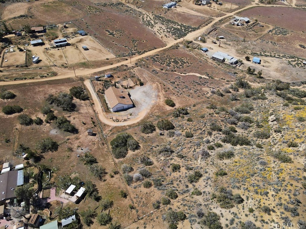 9501 Sweetwater Rd, Tehachapi, CA 93561