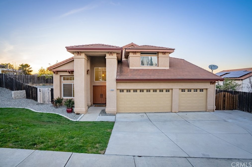 1926 Kleck Rd, Lake Nacimiento, CA 93446