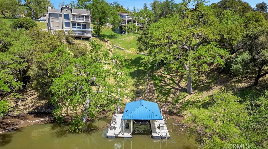 8744 Bluff Ct, Lake Nacimiento, CA 93426