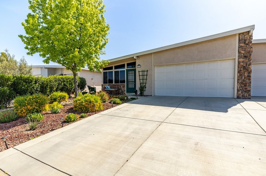 1832 Ponderosa Ln, Lake Nacimiento, CA 93446