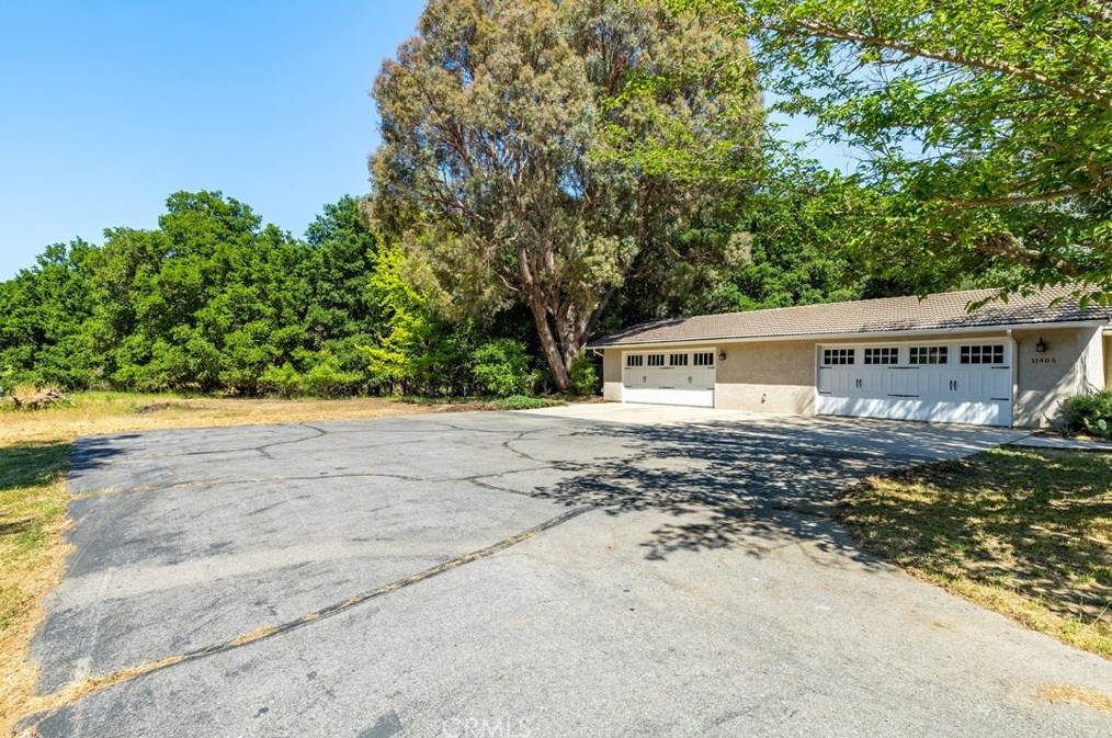 11405 Santa Lucia Rd, Atascadero, CA 93422-1714