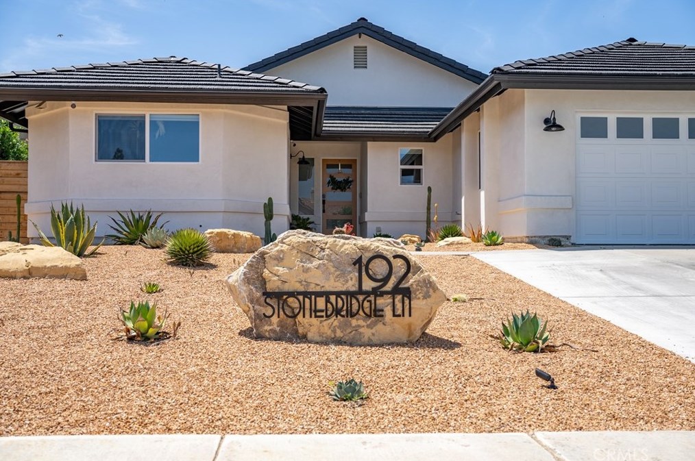 192 Stonebridge Ln, Lake Nacimiento, CA 93446