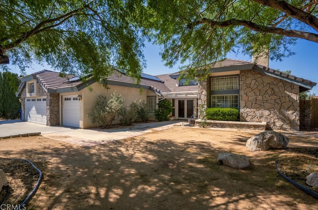 136 W Smoke Tree Ave, Ridgecrest, CA 93555