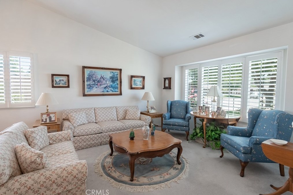 1726 Stillwater Ct, Lake Nacimiento, CA 93446