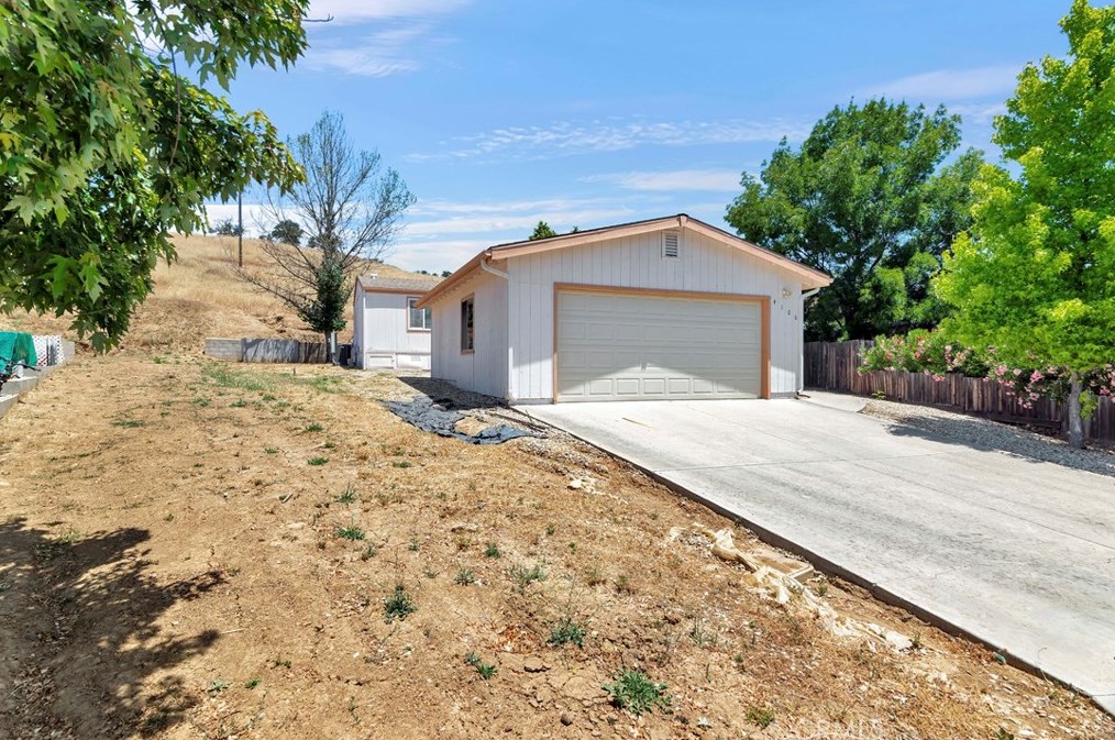 4106 Welsh Way, Lake Nacimiento, CA 93446