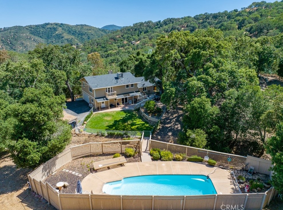 9390 Barranco Rd, Atascadero, CA 93422-2157