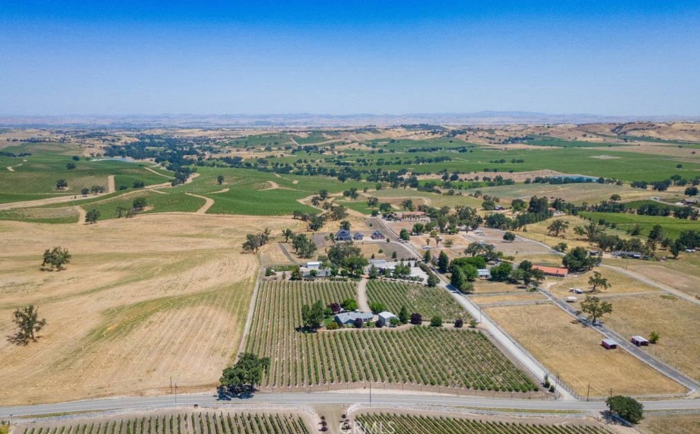 5302 El Pomar Dr, Templeton, CA 93465