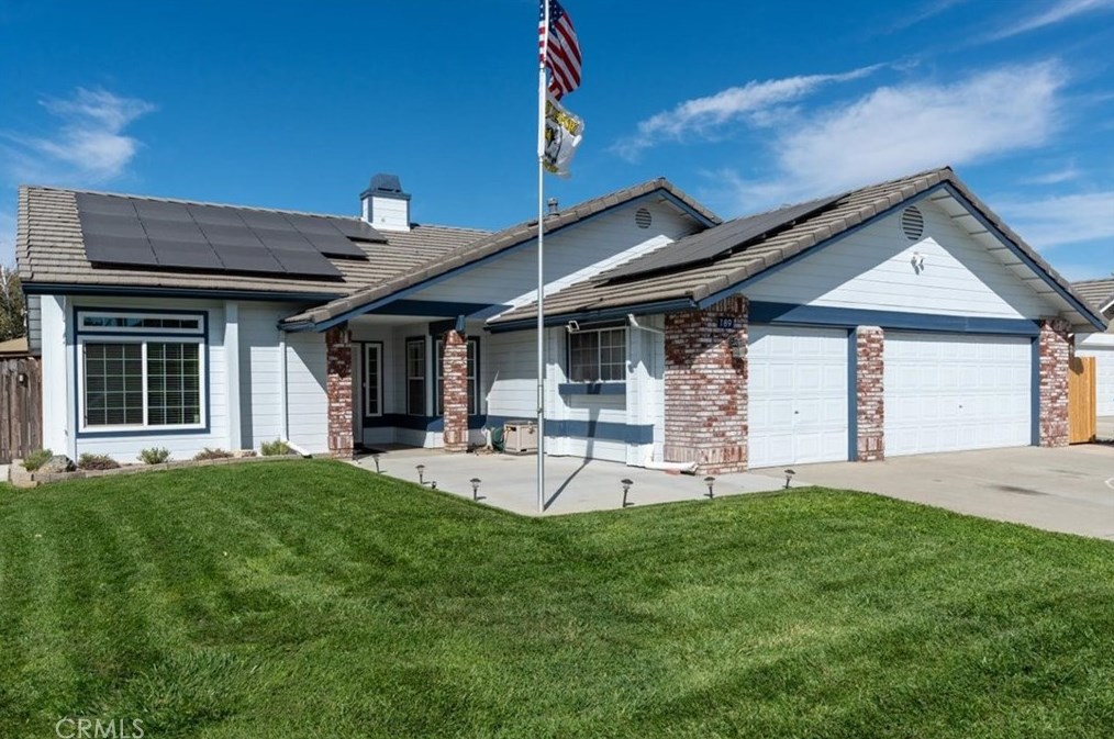 189 Sandbar Ct, Lake Nacimiento, CA 93446