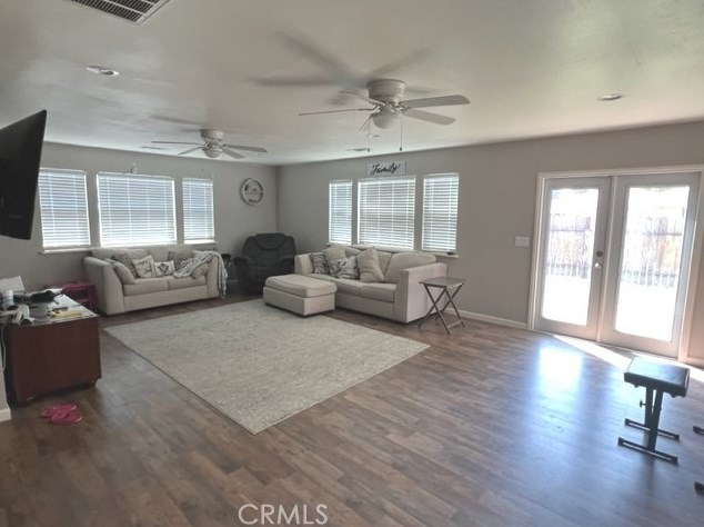 220 Walnut Ave, Coalinga, CA 93210-1340