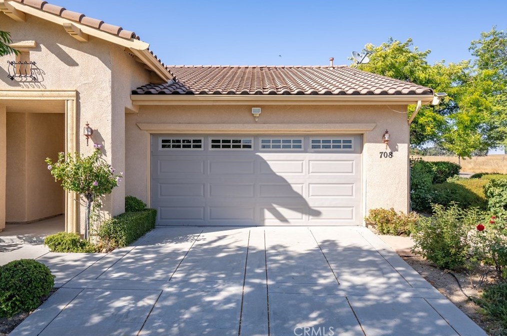 708 Lavender Ln, Templeton, CA 93465