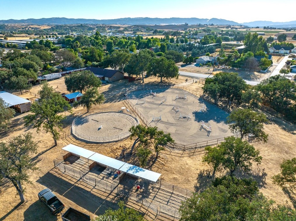 6680 Monterey Rd, Lake Nacimiento, CA 93446