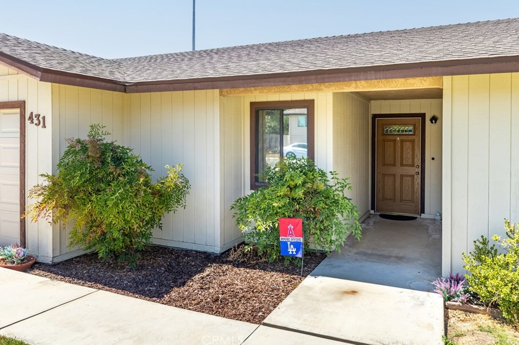 431 Veronica Dr, Lake Nacimiento, CA 93446