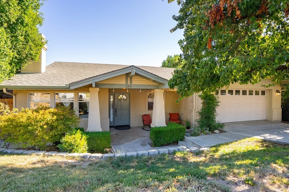 214 Via Promesa, Lake Nacimiento, CA 93446