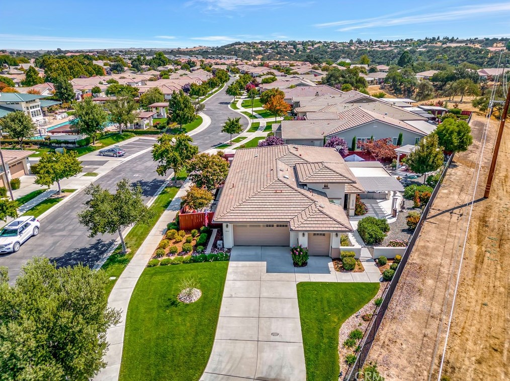 2561 Traditions Loop, Lake Nacimiento, CA 93446
