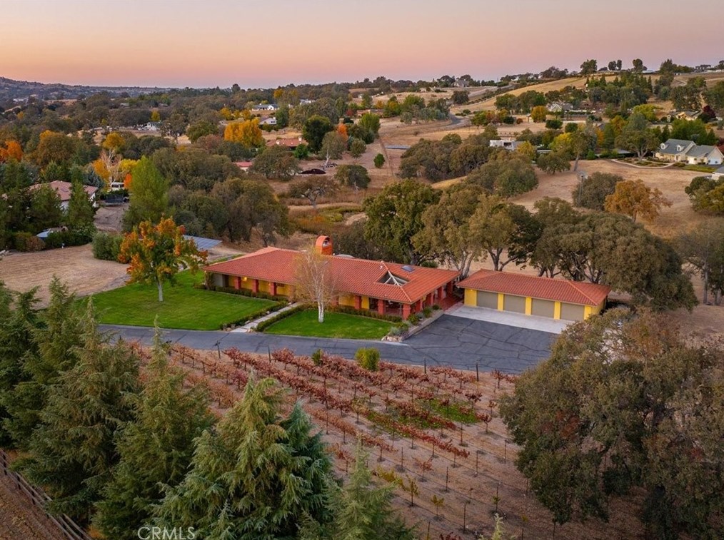 1680 S River Rd, Lake Nacimiento, CA 93446