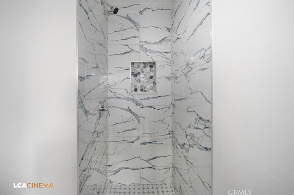 4613 Mccray St, Bakersfield CA  93308-1227 exterior