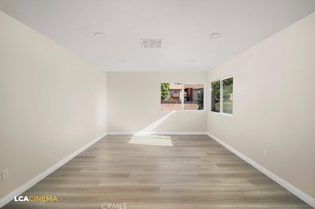 4613 Mccray St, Bakersfield CA  93308-1227 exterior