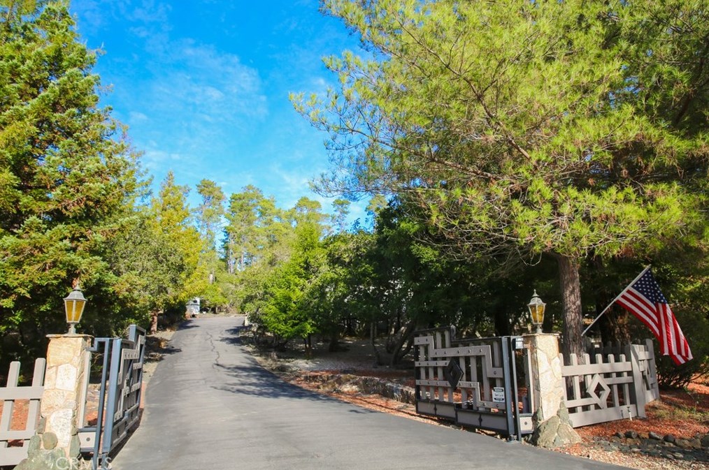 6535 Kathryn Dr, Cambria, CA 93428