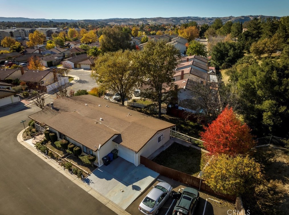 1309 White Clover Ln, Lake Nacimiento, CA 93446