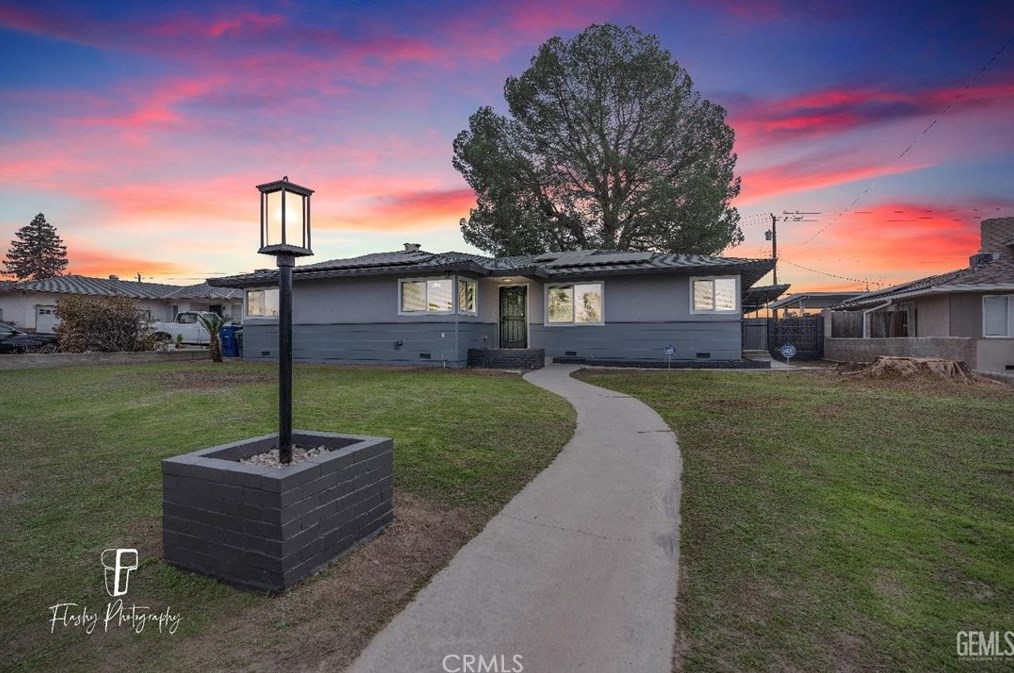 1513 University Ave, Bakersfield, CA 93305