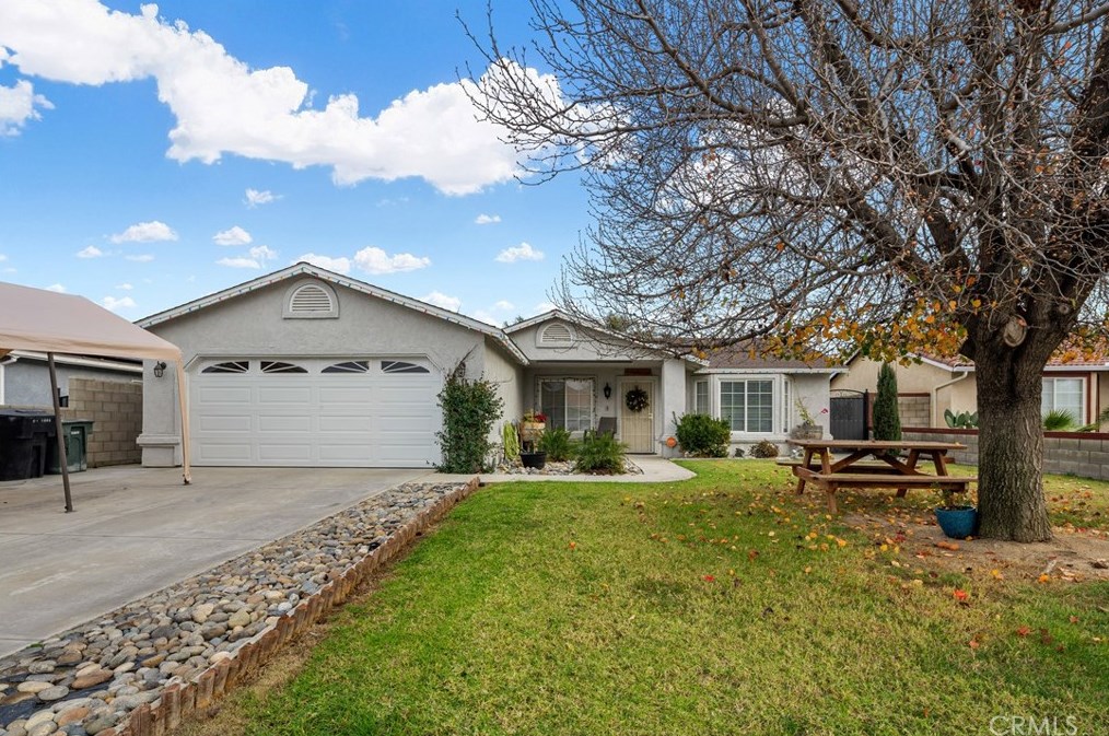 756 Zinfandel St, Mc Farland, CA 93250