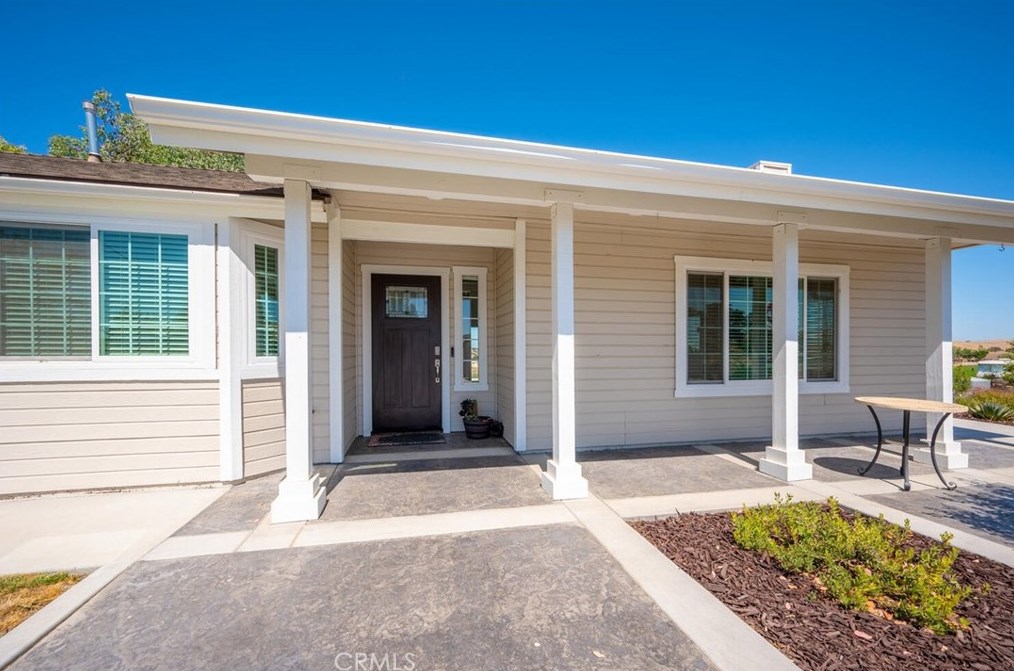 505 Almond Dr, Lake Nacimiento, CA 93446