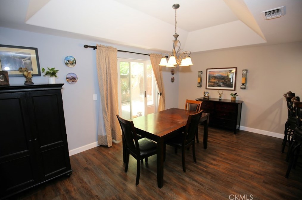 1095 Megan Ct, Templeton CA  93465-4051 exterior