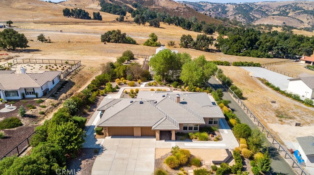 9970 Spotted Bass Ln, Lake Nacimiento, CA 93446