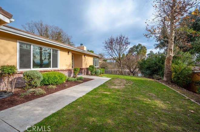 820 Jackson Dr, Lake Nacimiento, CA 93446