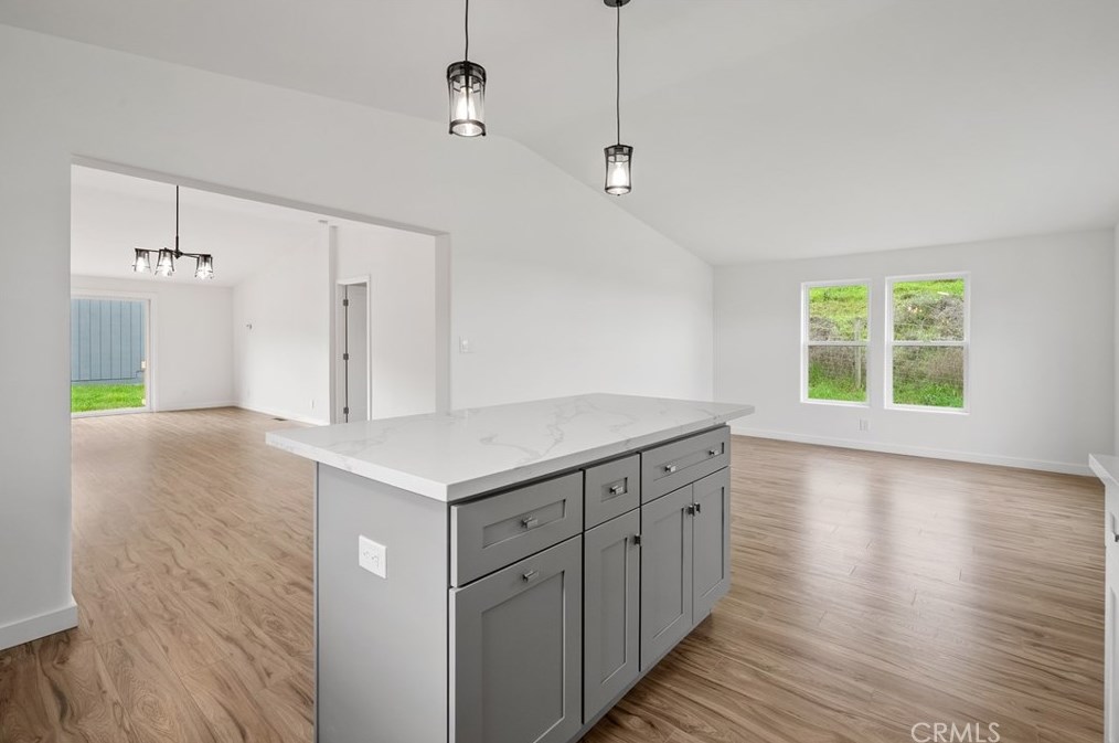 8190 Baron Way, Lake Nacimiento CA  93446-7043 exterior