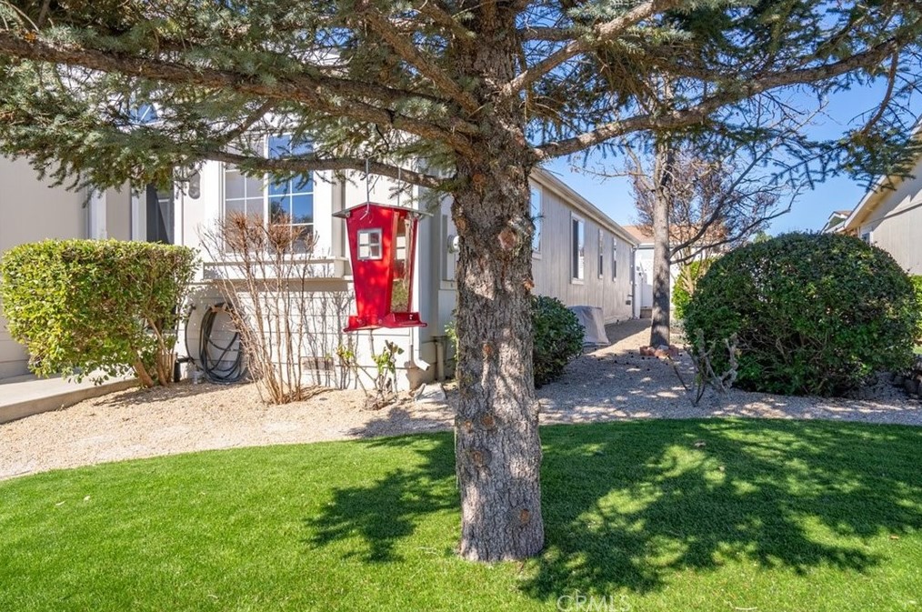 355 Lark Dr, Lake Nacimiento CA  93446-4018 exterior
