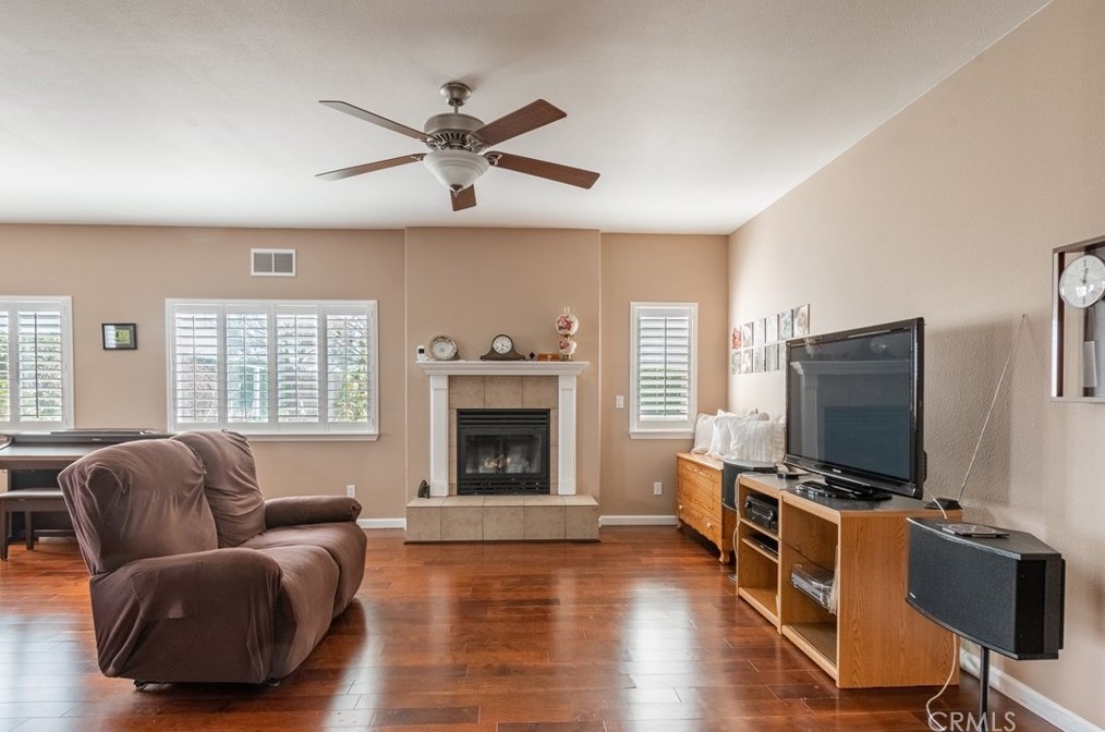 317 Montebello Oaks Dr, Lake Nacimiento CA  93446-7116 exterior