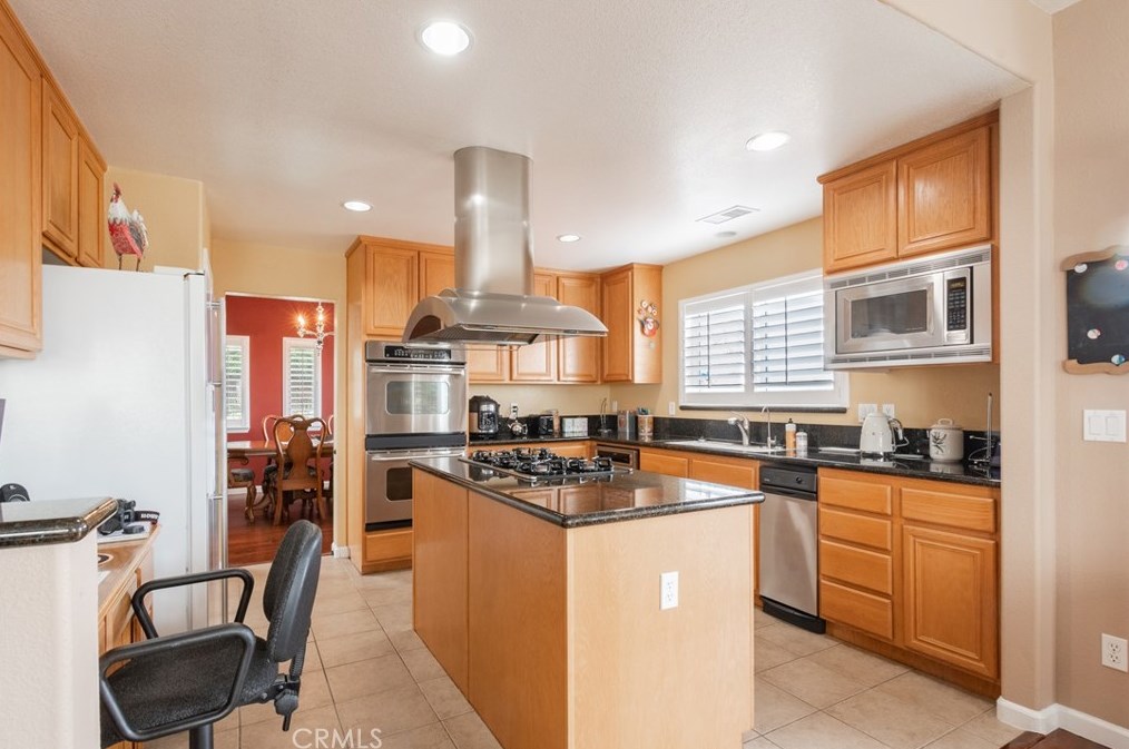 317 Montebello Oaks Dr, Lake Nacimiento CA  93446-7116 exterior