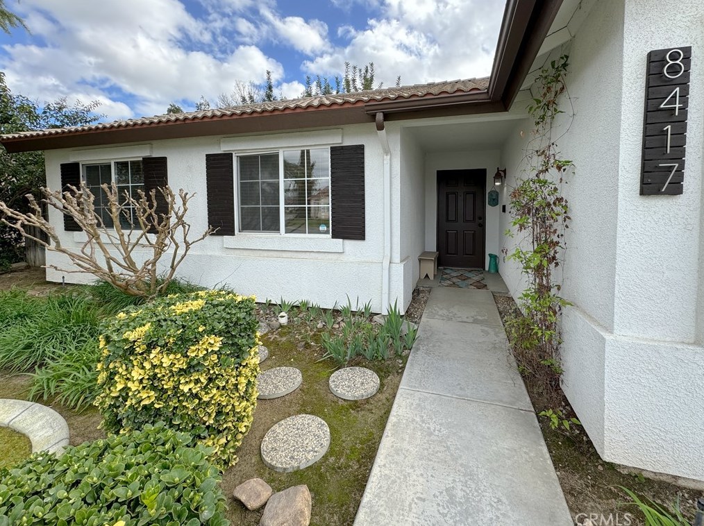 8417 Mainsail Dr, Bakersfield, CA 93312-4995