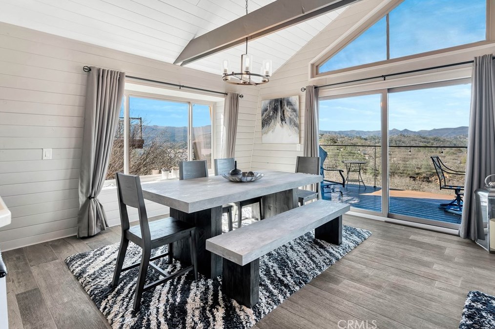 2355 Lakeview Dr, Lake Nacimiento CA  93426-9626 exterior