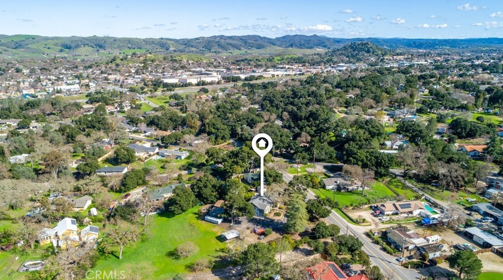 8275 Curbaril Ave, Atascadero CA 93422-5260 exterior