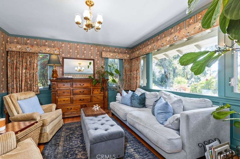 8275 Curbaril Ave, Atascadero CA 93422-5260 exterior