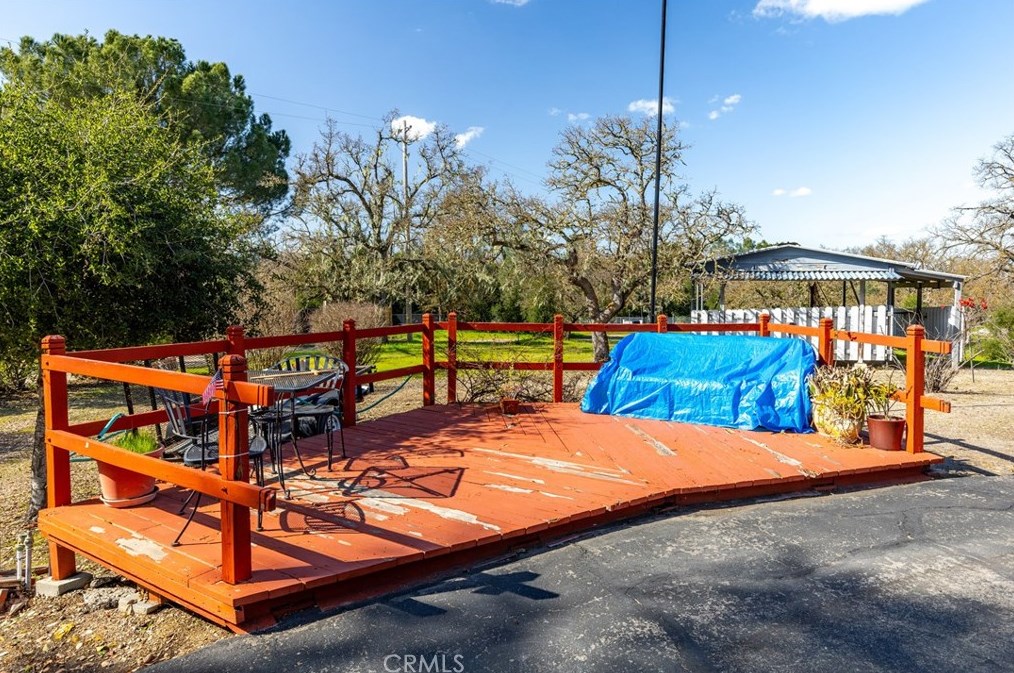 8275 Curbaril Ave, Atascadero CA 93422-5260 exterior