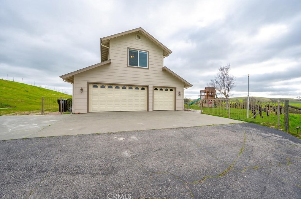 210 Cook Ct, Templeton, CA 93465