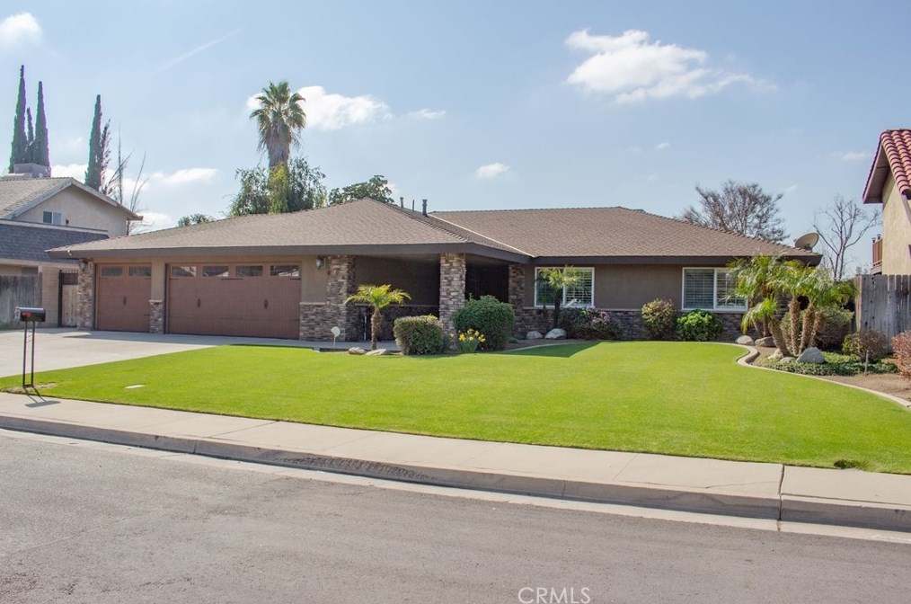 4313 Kensington Ave, Bakersfield, CA 93309-1745