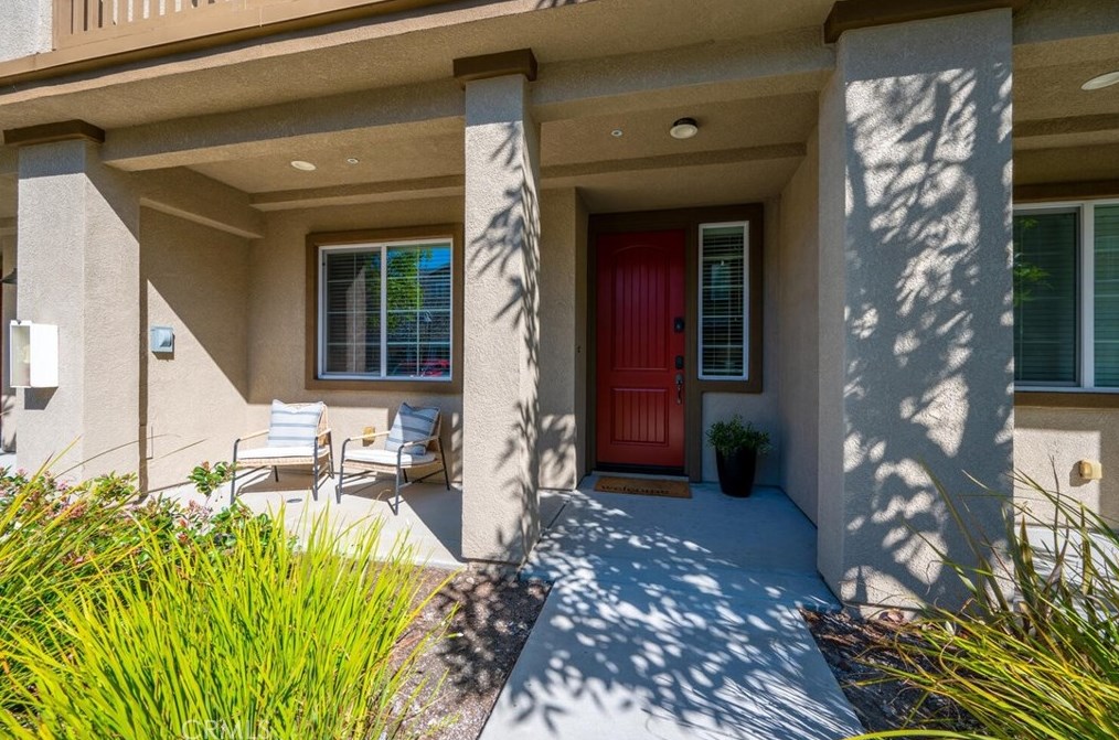 906 Bay Leaf Dr, San Luis Obispo, CA 93401