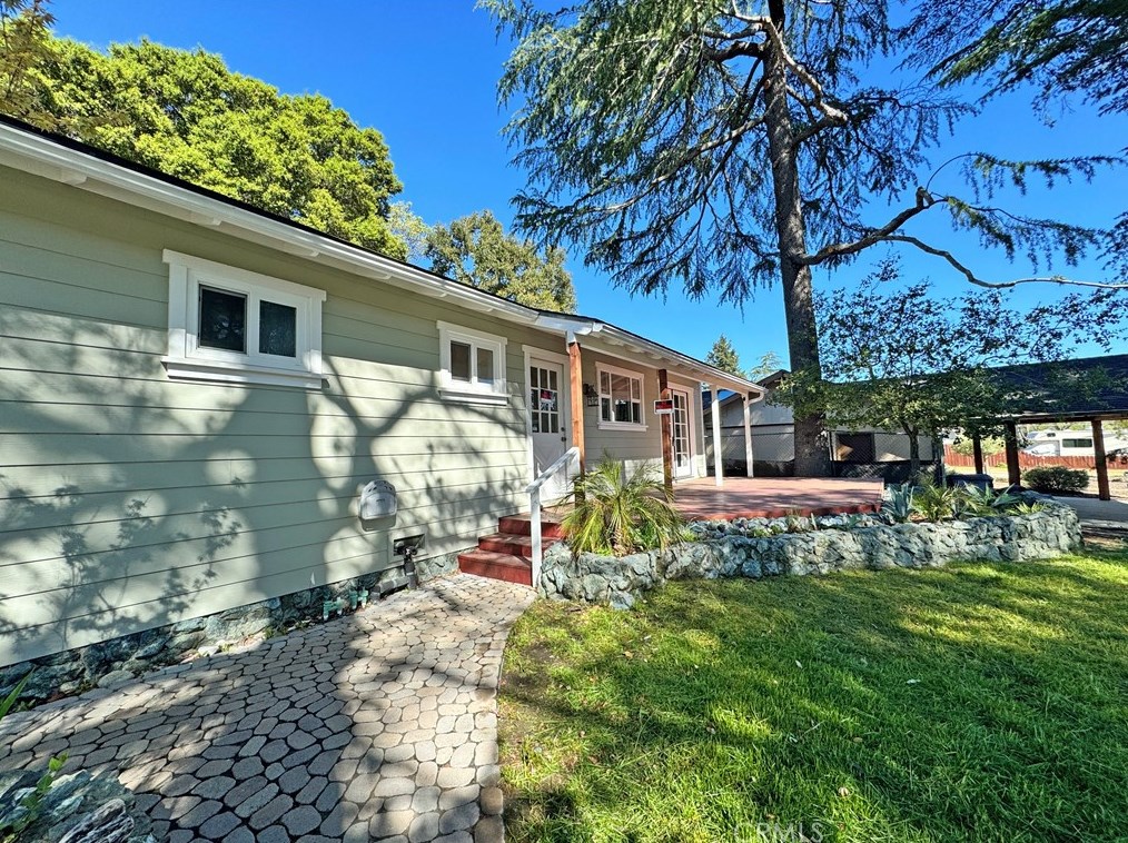 8430 Carmelita Ave, Atascadero, CA 93422