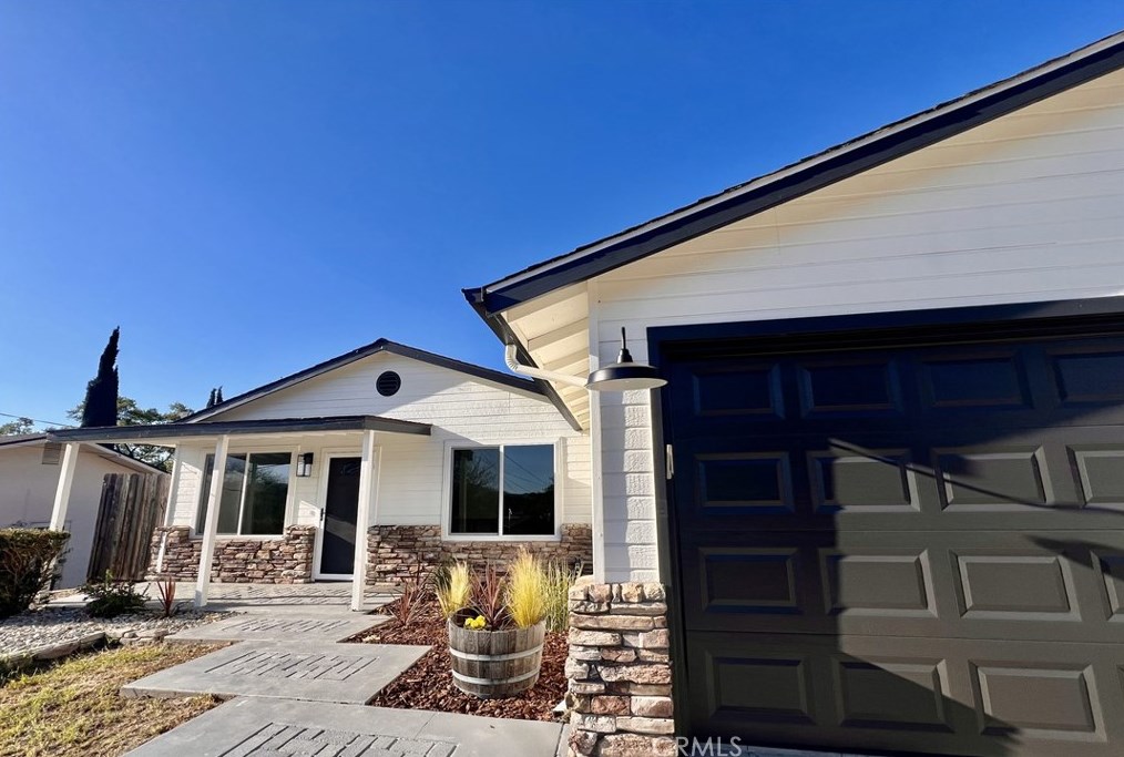 4385 Lobos Ave, Atascadero, CA 93422