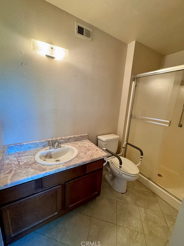 1731 Ponderosa Ln, Lake Nacimiento CA  93446-3633 exterior